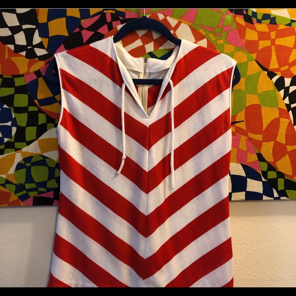 Red and white vintage 60’s-70’s chevron tank top